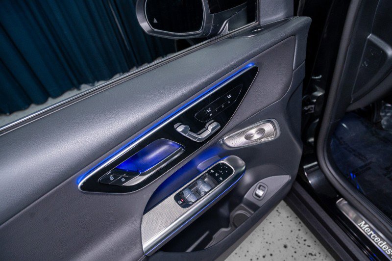 New 2026 Mercedes-Benz GLC 300 image 11