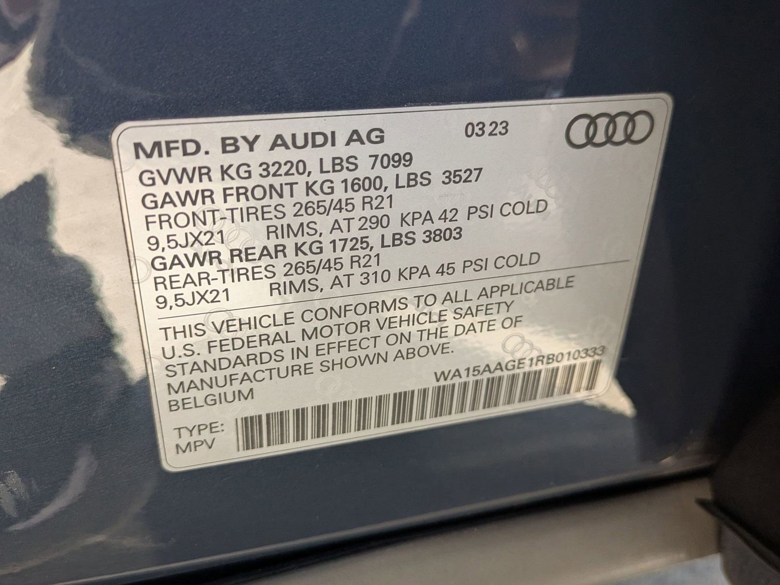 Used 2024 Audi Q8 e-tron Premium Plus w/ Premium Plus Package AWD/4WD image 17