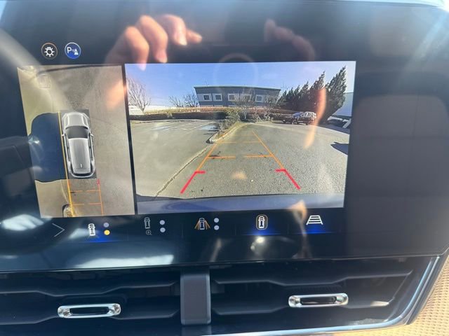 New 2026 Chevrolet Equinox ACTIV w/ Convenience Package III image 28