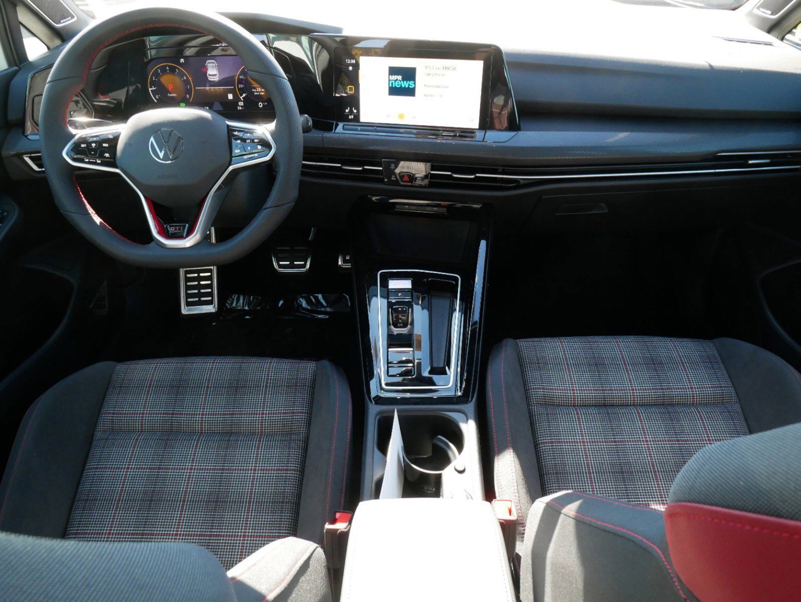 New 2024 Volkswagen GTI SE image 6