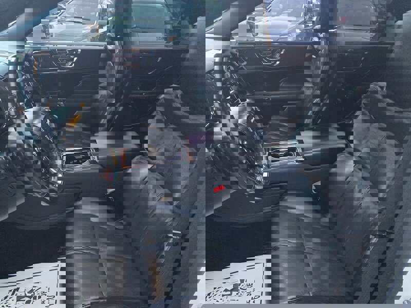 Used 2019 Lincoln Continental Select image 14