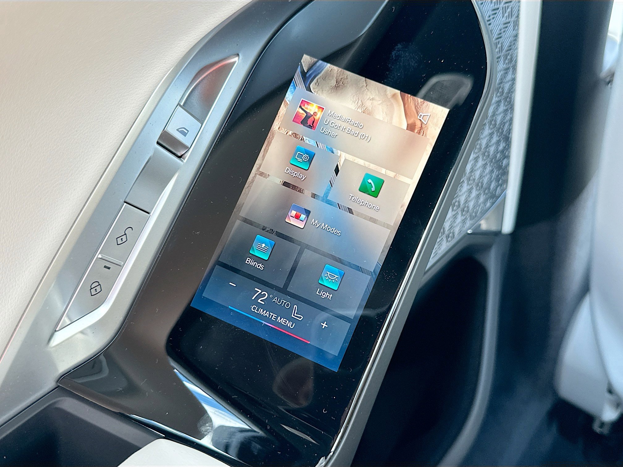 New 2026 BMW 740i w/ Premium Package image 20