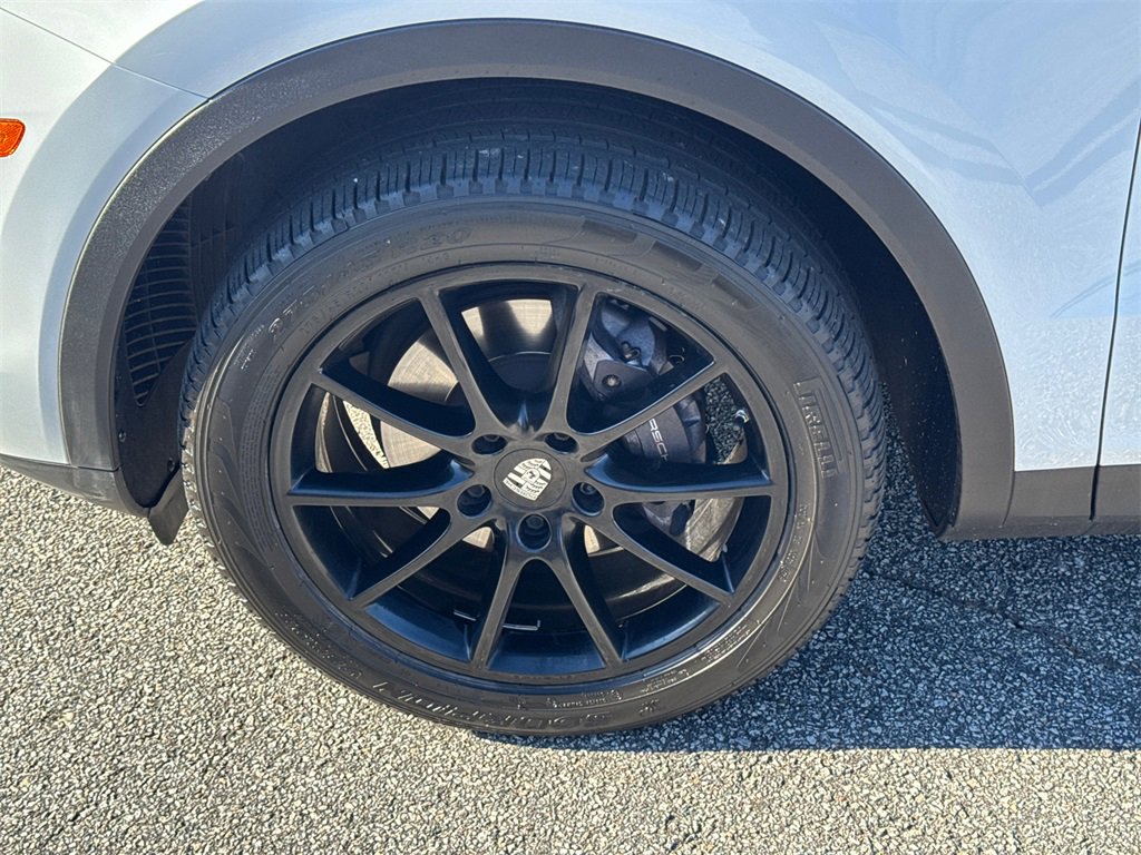 Used 2019 Porsche Cayenne image 11