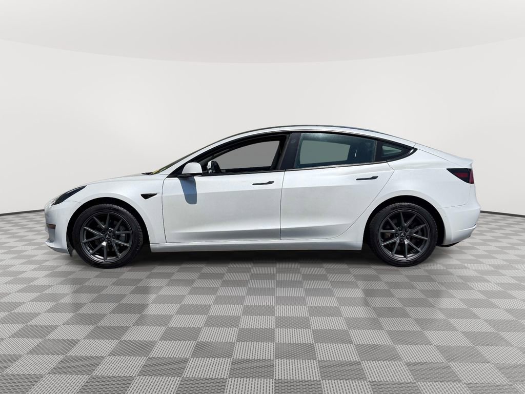 Used 2022 Tesla Model 3 Long Range AWD/4WD image 5