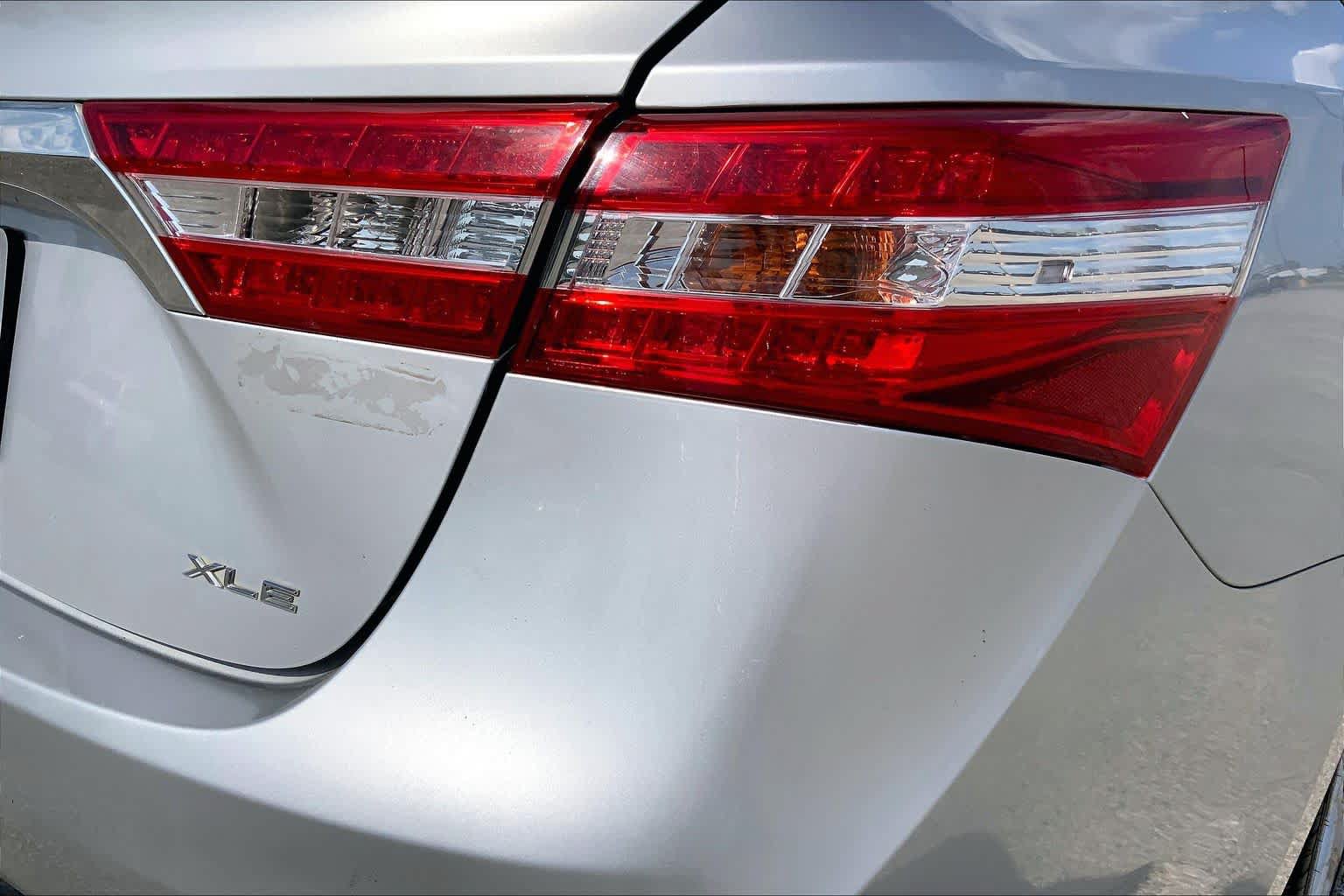 Used 2013 Toyota Avalon XLE Touring FWD image 30