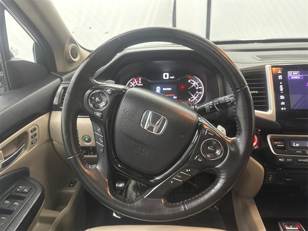 Used 2018 Honda Pilot Touring image 28