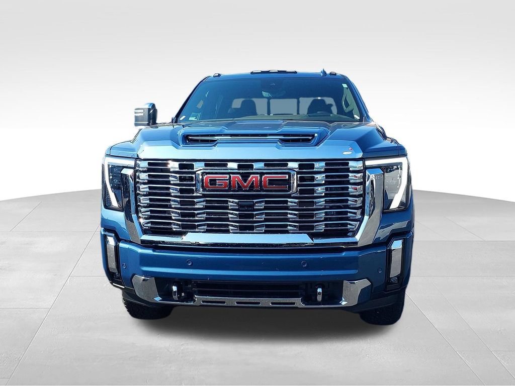 Used 2026 GMC Sierra 2500 Denali w/ Denali Reserve Package AWD/4WD image 8