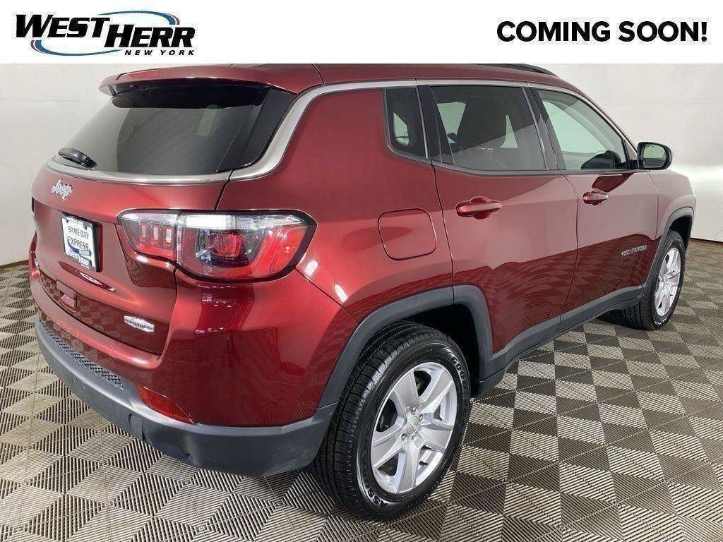 Used 2022 Jeep Compass Latitude w/ Convenience Group AWD/4WD image 47
