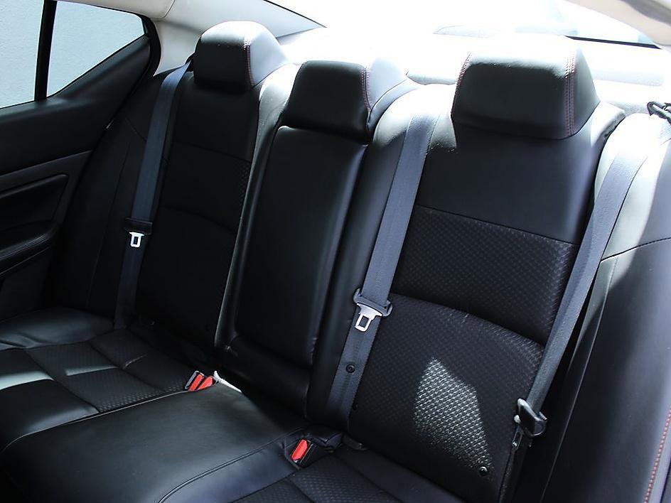 Used 2023 Nissan Altima 2.5 SR FWD image 11