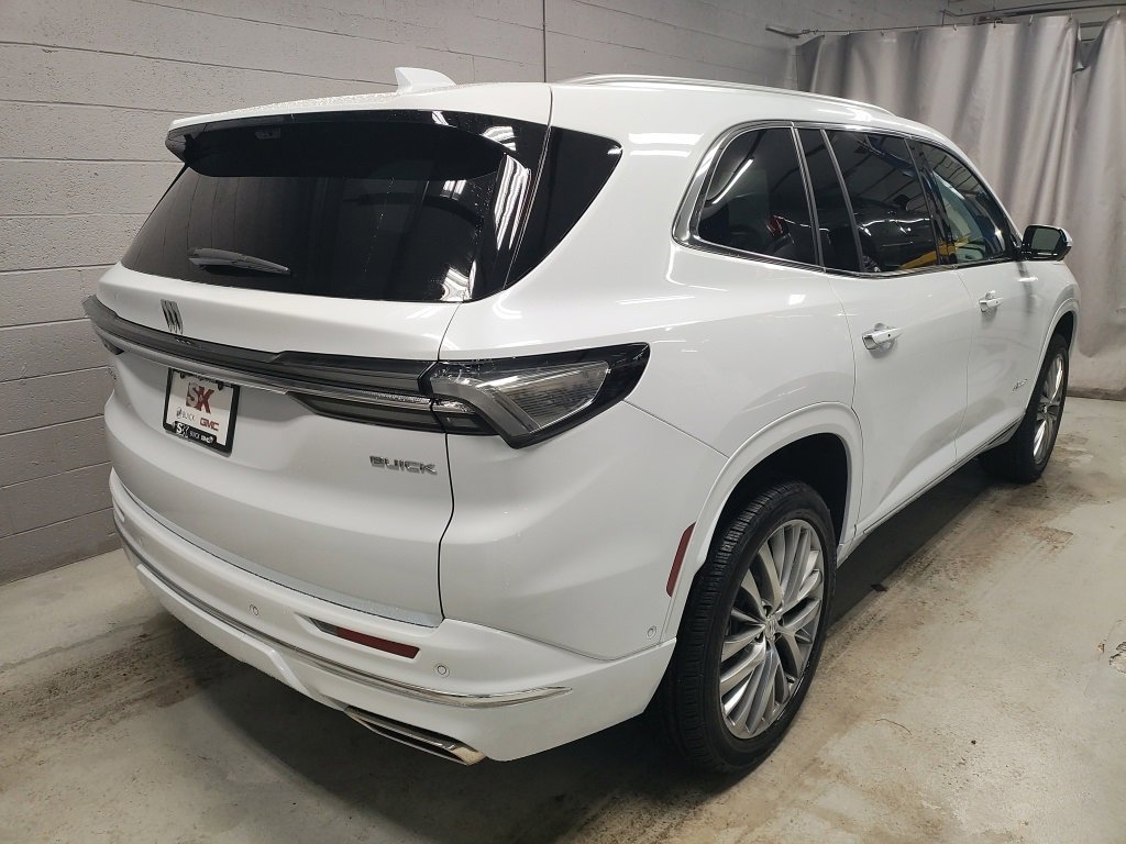 New 2026 Buick Enclave Avenir w/ Super Cruise Package image 2