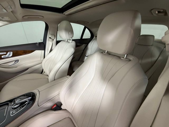 Used 2017 Mercedes-Benz E 300 4MATIC image 14