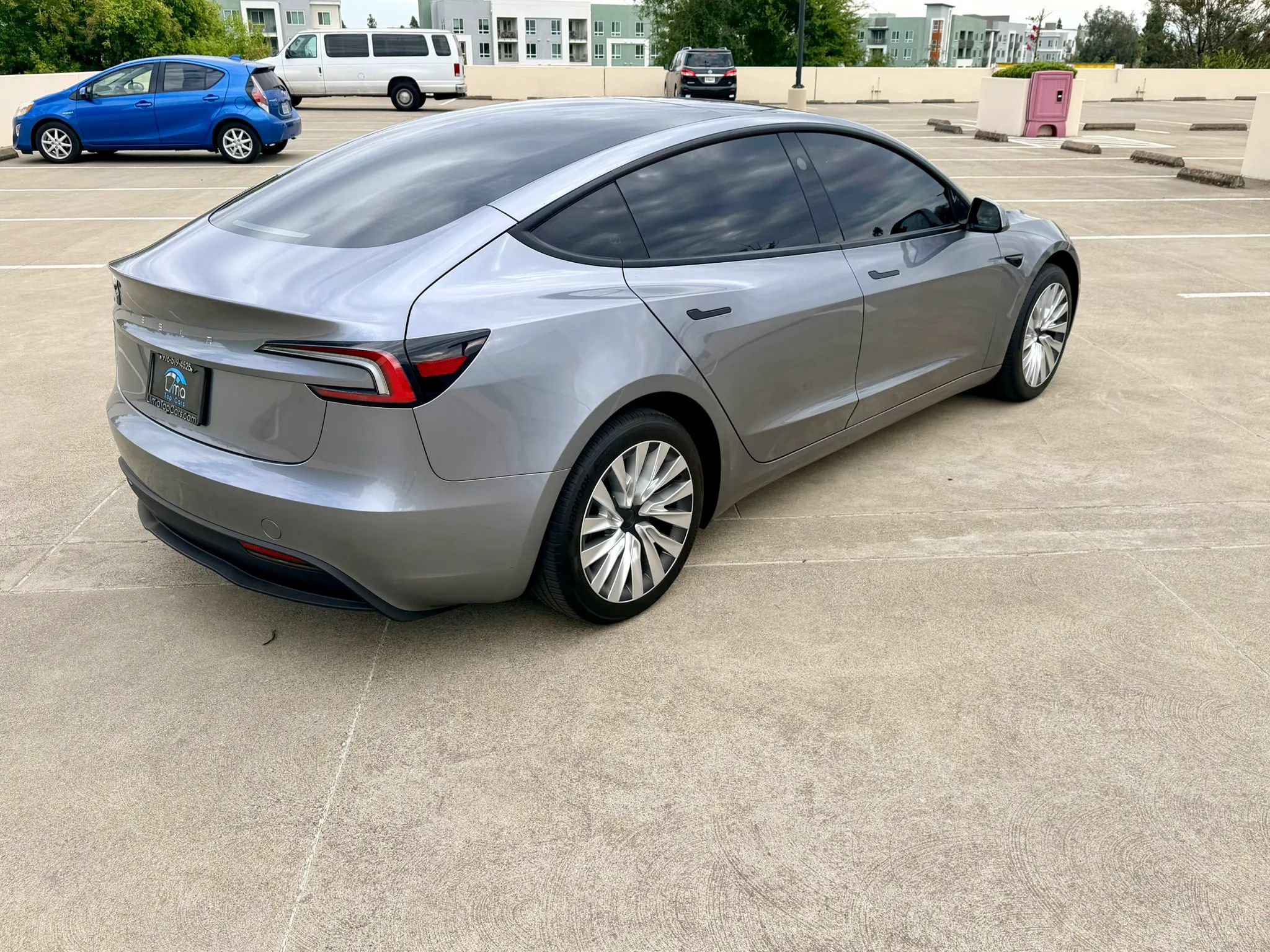 Used 2025 Tesla Model 3 Long Range RWD image 9