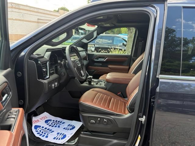 Used 2024 GMC Sierra 1500 Denali Ultimate AWD/4WD image 16
