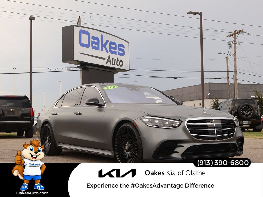 Used 2022 Mercedes-Benz S 580 4MATIC Sedan image 1