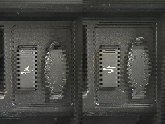 Used 2023 Toyota 4Runner TRD Off-Road Premium w/ Moonroof Package AWD/4WD image 23