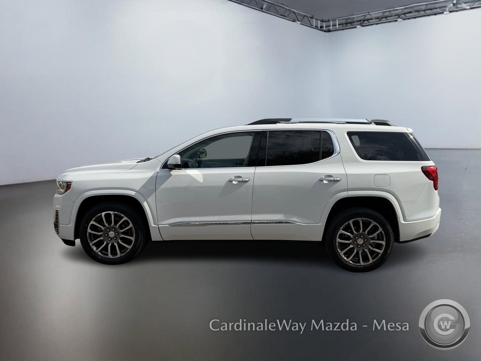 Used 2023 GMC Acadia Denali image 8