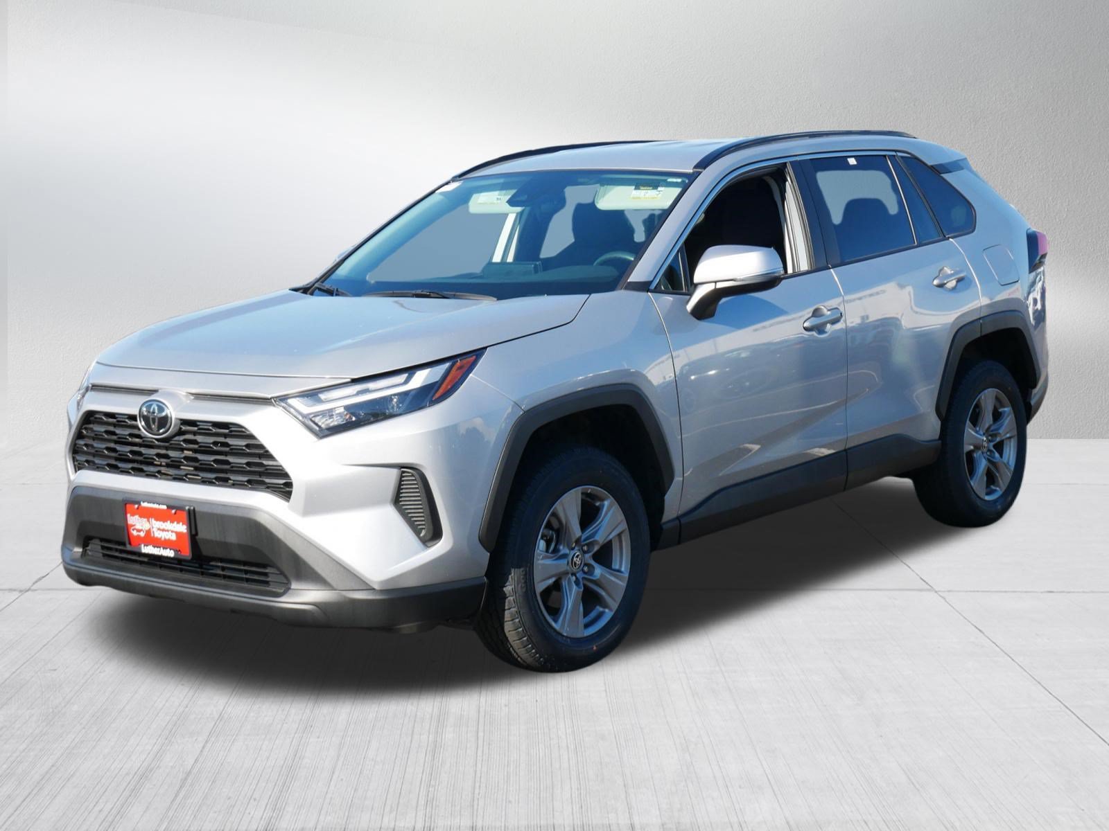Certified 2025 Toyota RAV4 XLE AWD/4WD image 3