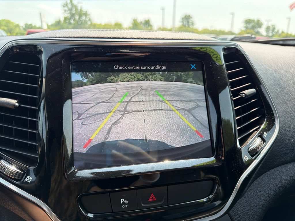 Used 2020 Jeep Cherokee Limited AWD/4WD image 18