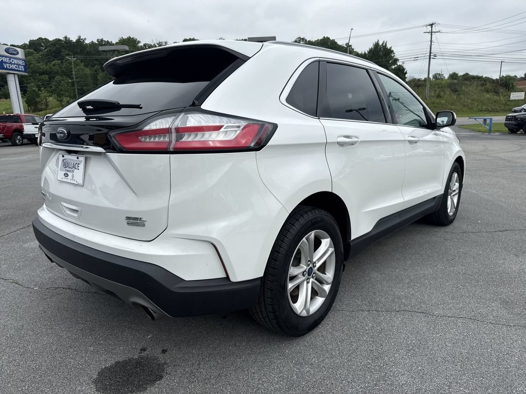 Used 2020 Ford Edge SEL w/ Convenience Package AWD/4WD image 4