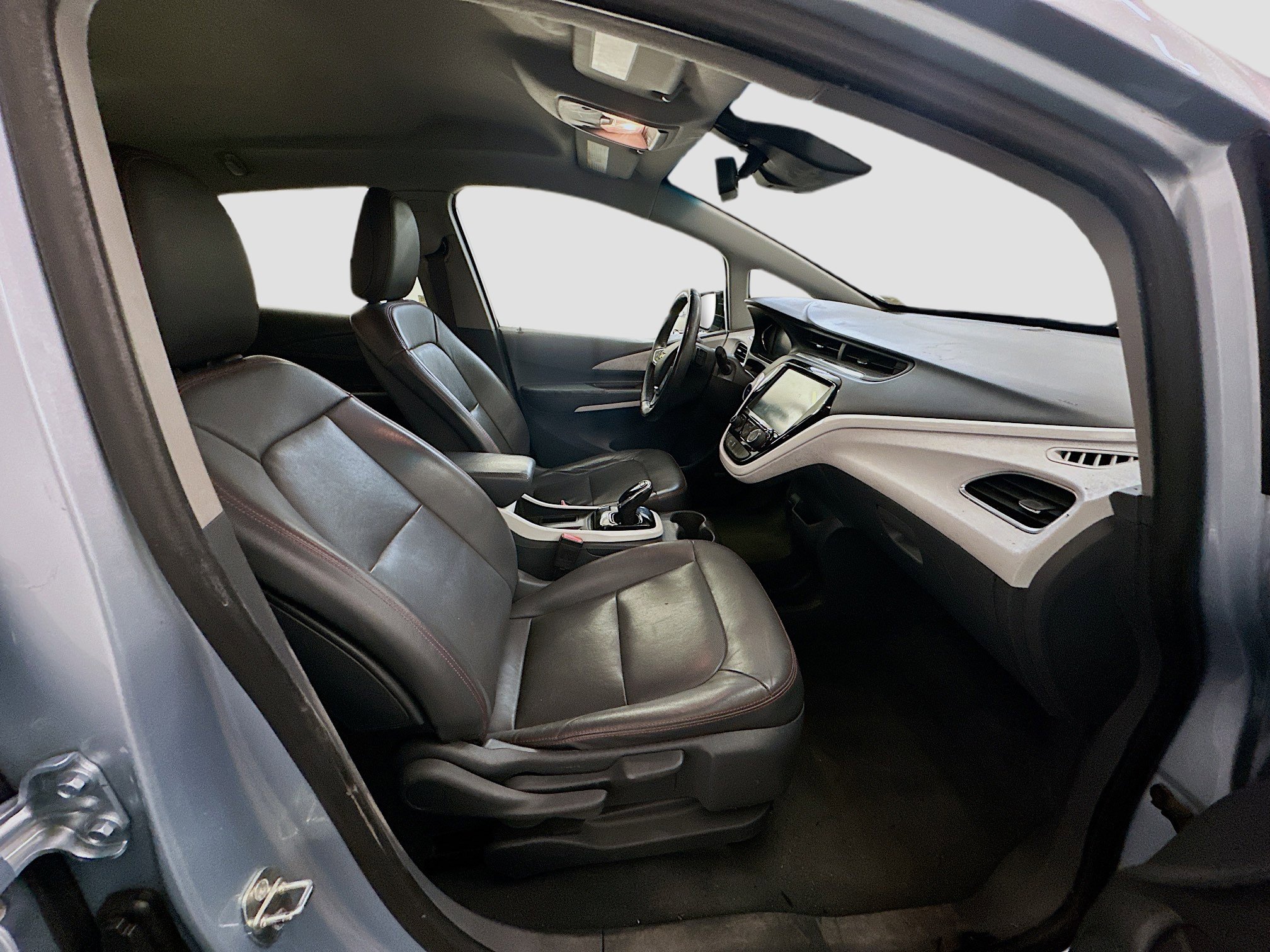 Used 2017 Chevrolet Bolt Premier w/ Driver Confidence II Package image 31