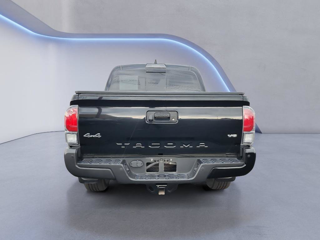 Used 2022 Toyota Tacoma Limited AWD/4WD image 7