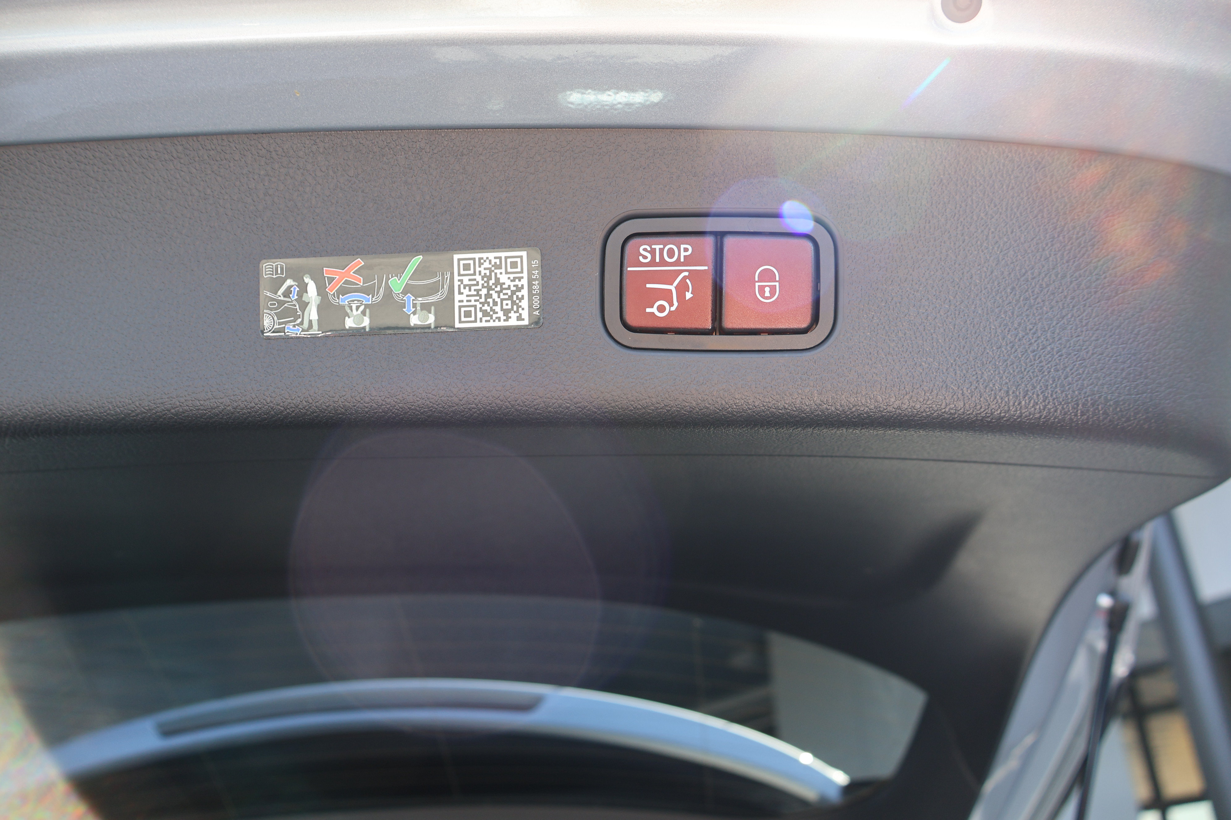 Certified 2024 Mercedes-Benz GLC 300 4MATIC image 25