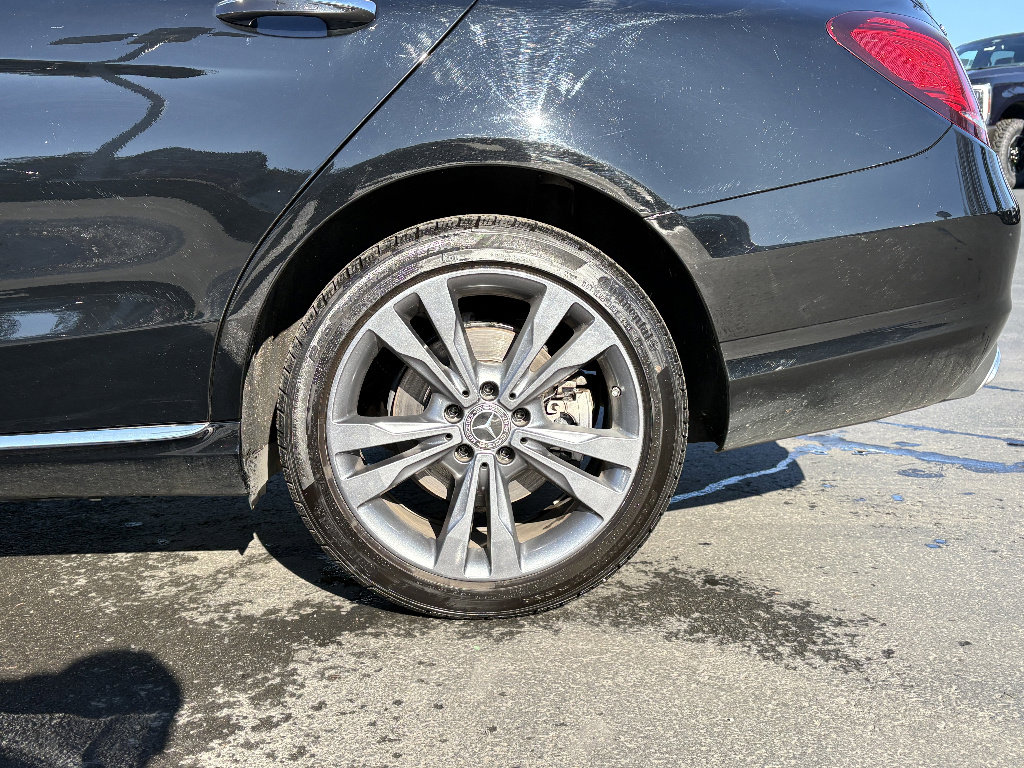 Used 2021 Mercedes-Benz C 300 4MATIC Sedan image 13