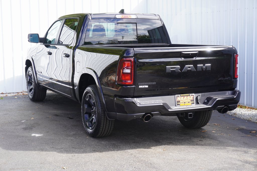 New 2026 RAM 1500 4x4 Crew Cab image 4
