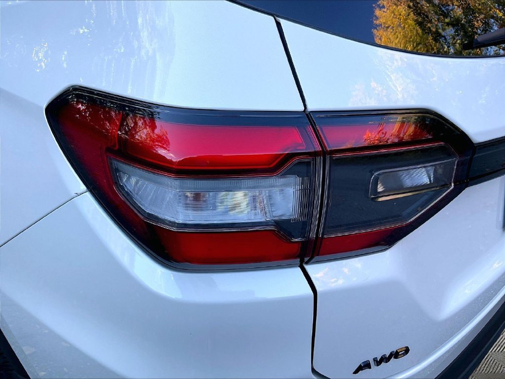 Used 2025 Honda Pilot Black Edition image 34