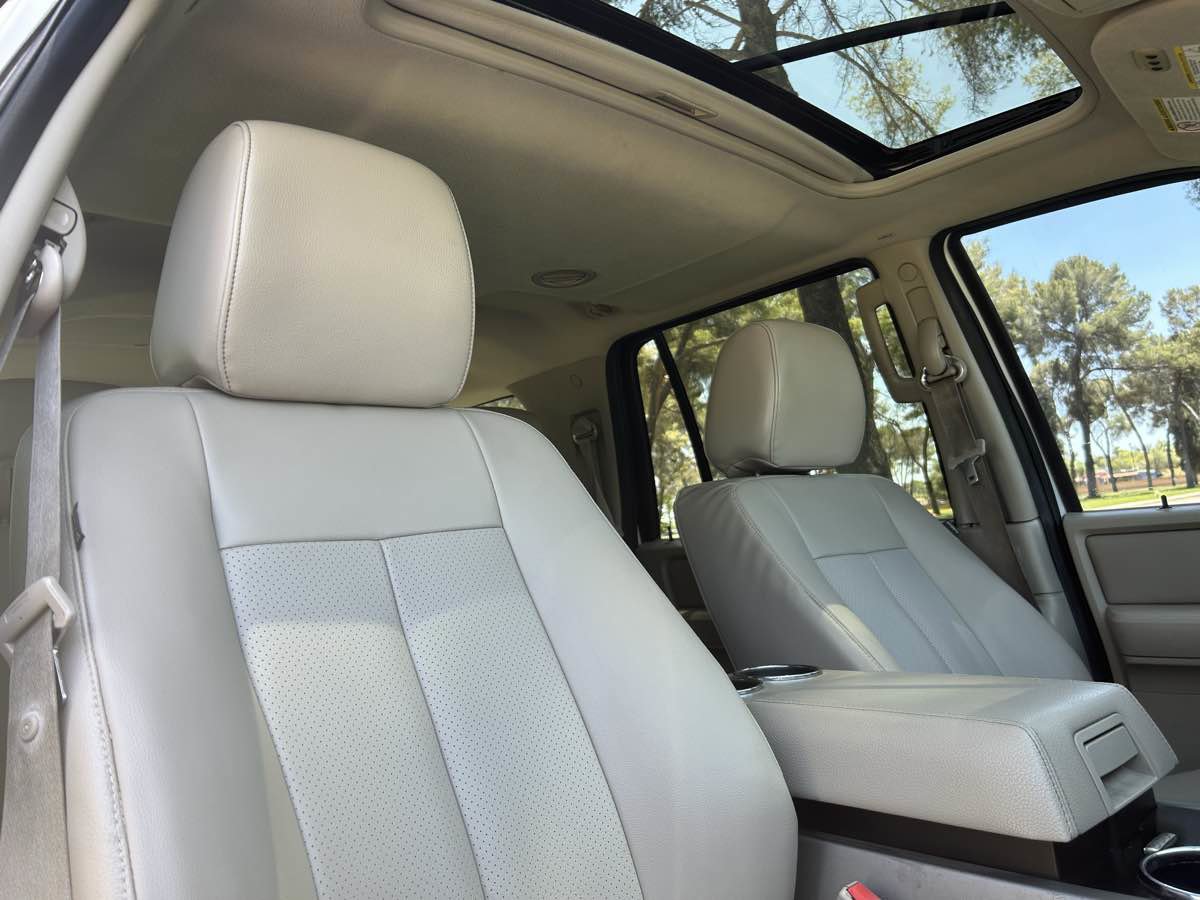 Used 2011 Ford Expedition EL Limited w/ 301A Rapid Spec Order Code image 31