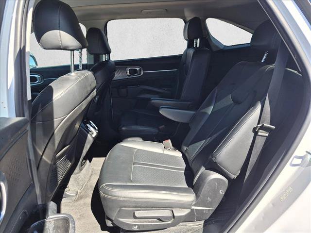 Used 2022 Kia Sorento SX FWD image 16