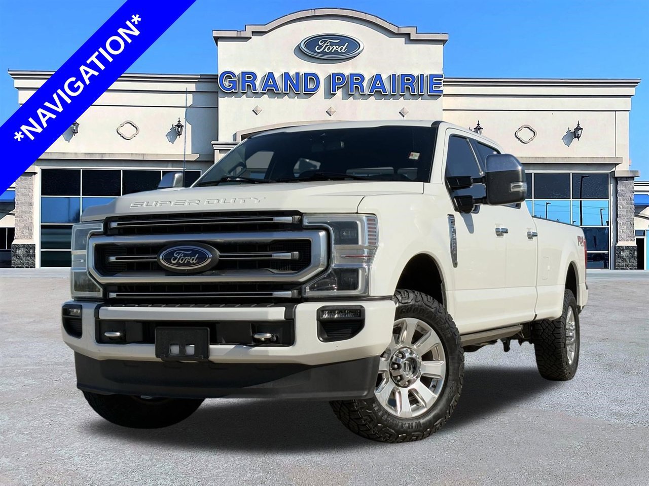 Used 2022 Ford F350 Platinum w/ FX4 Off-Road Package AWD/4WD image 1