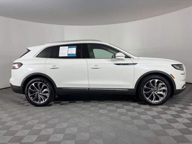 Used 2021 Lincoln Nautilus Reserve w/ Cargo Utility Package FWD image 12