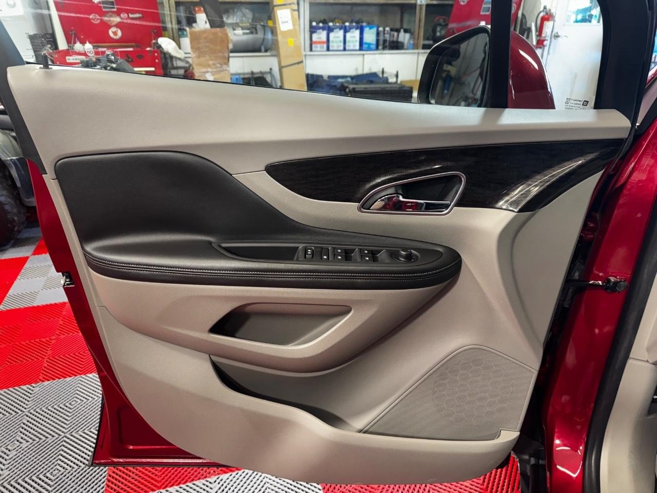 Used 2016 Buick Encore FWD image 13