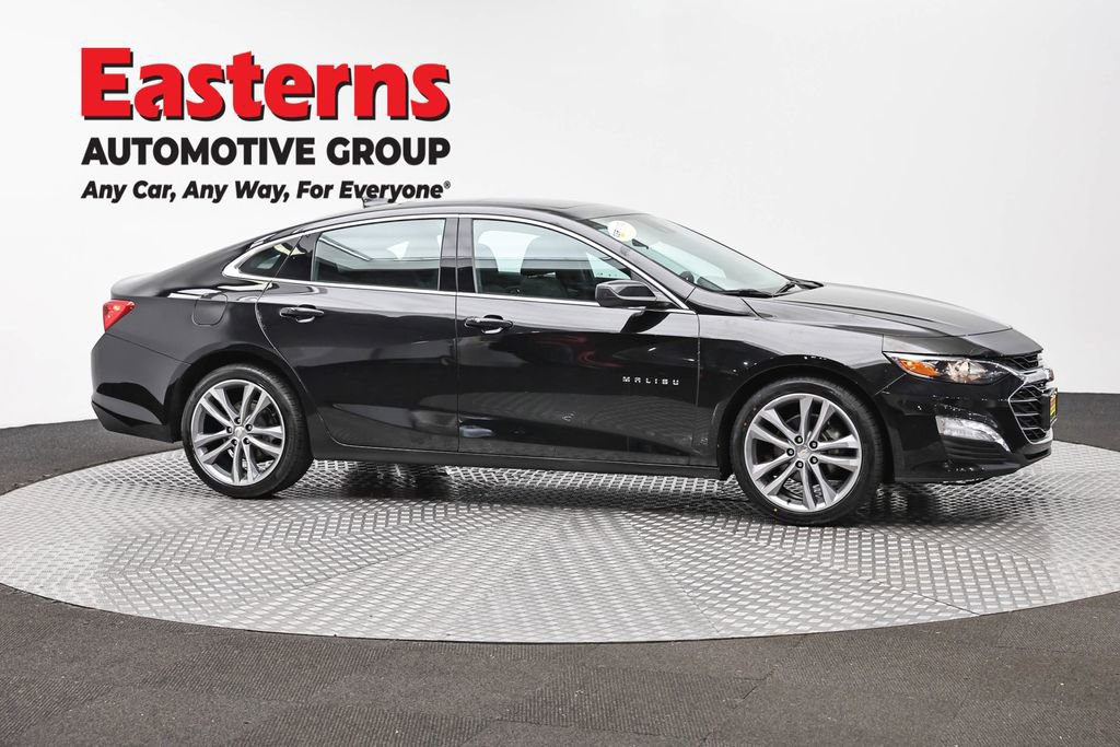 Used 2023 Chevrolet Malibu LT FWD image 4