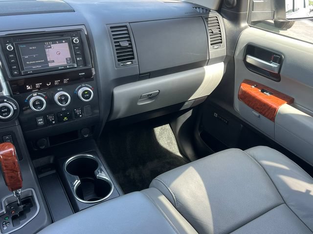 Used 2018 Toyota Sequoia Platinum AWD/4WD image 35
