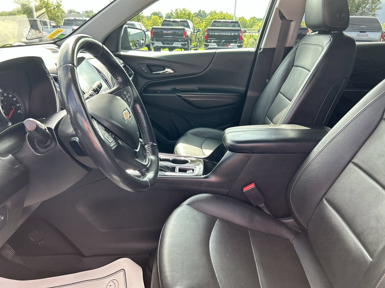 Used 2020 Chevrolet Equinox Premier AWD/4WD image 22
