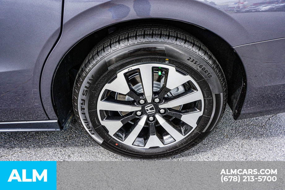 Used 2025 Honda Odyssey EX-L image 16