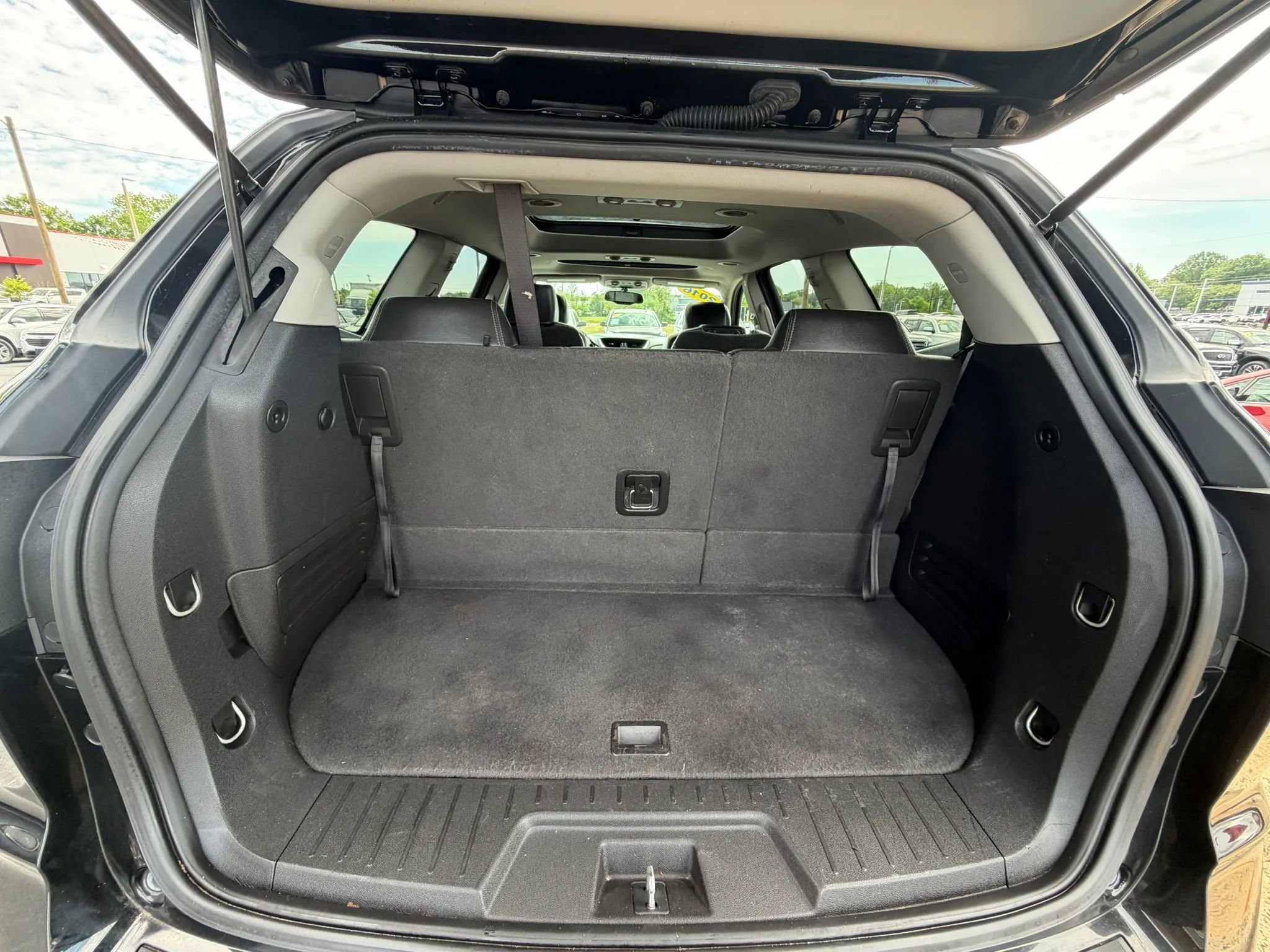 Used 2016 Chevrolet Traverse LT AWD/4WD image 7