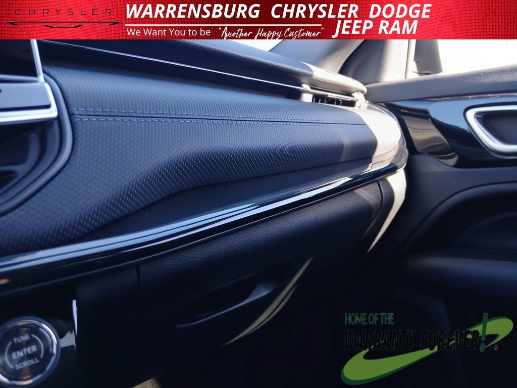New 2026 Jeep Compass Latitude AWD/4WD image 26