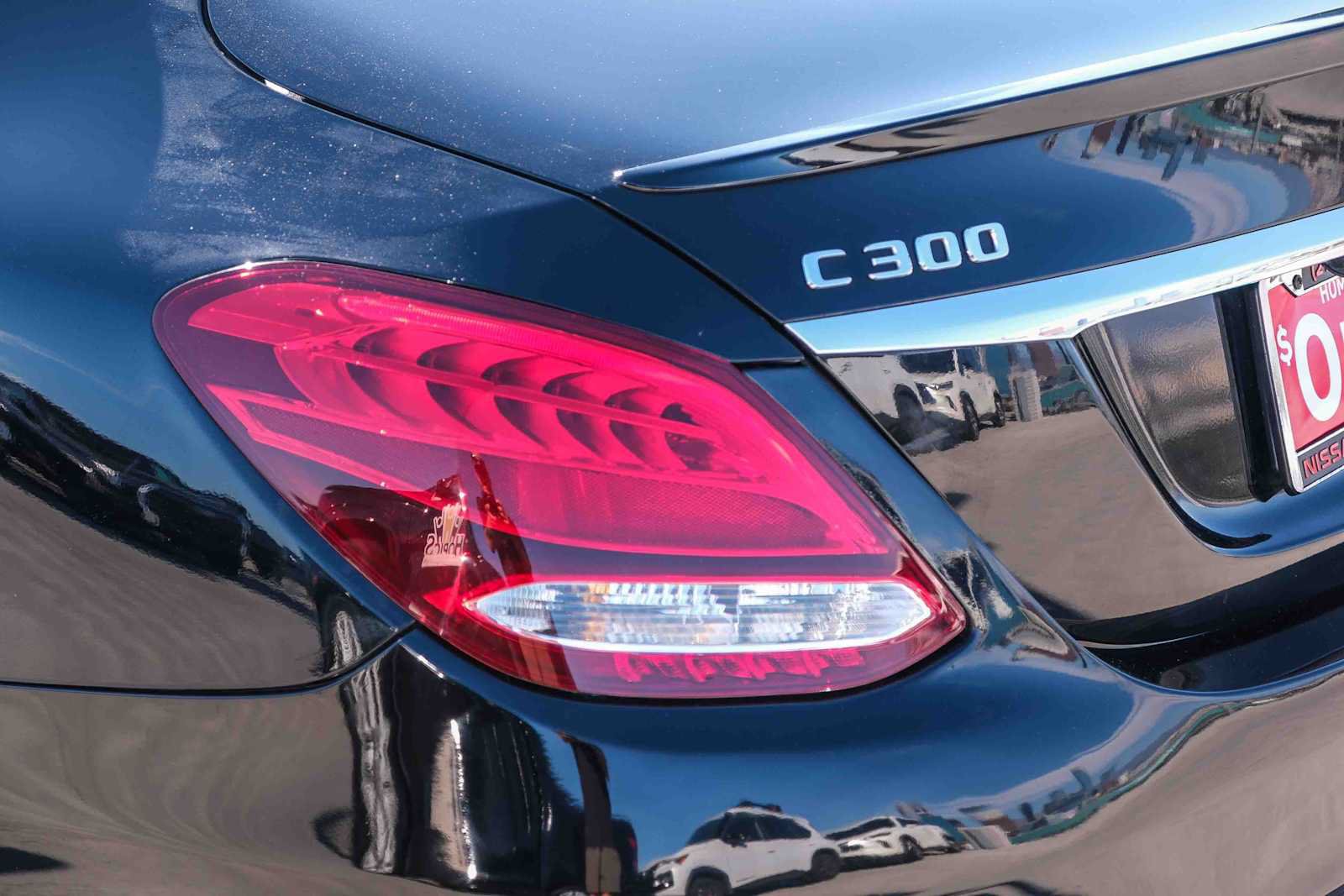 Used 2017 Mercedes-Benz C 300 Sedan image 7