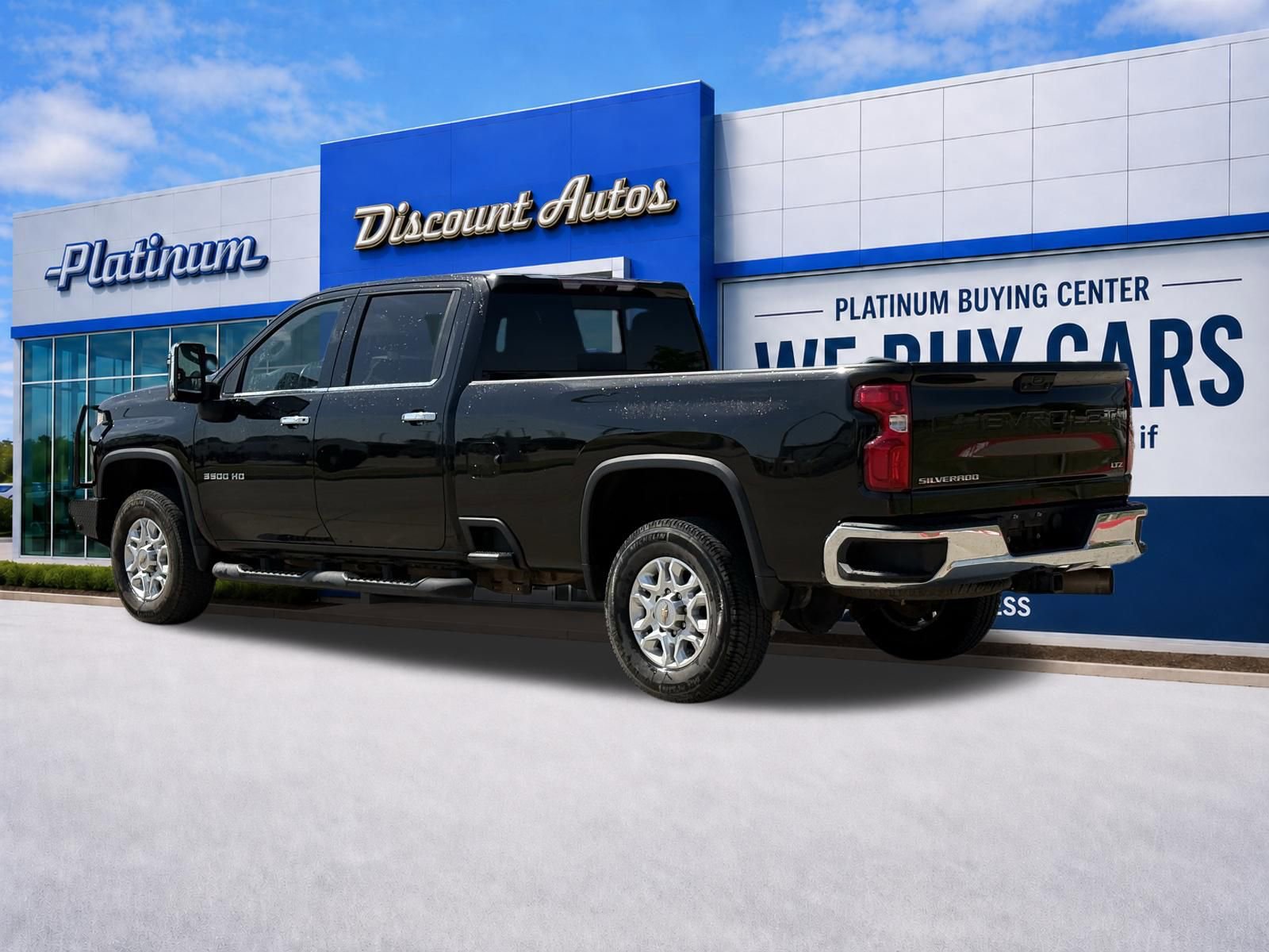 Certified 2023 Chevrolet Silverado 3500 LTZ w/ LTZ Convenience Package AWD/4WD image 5