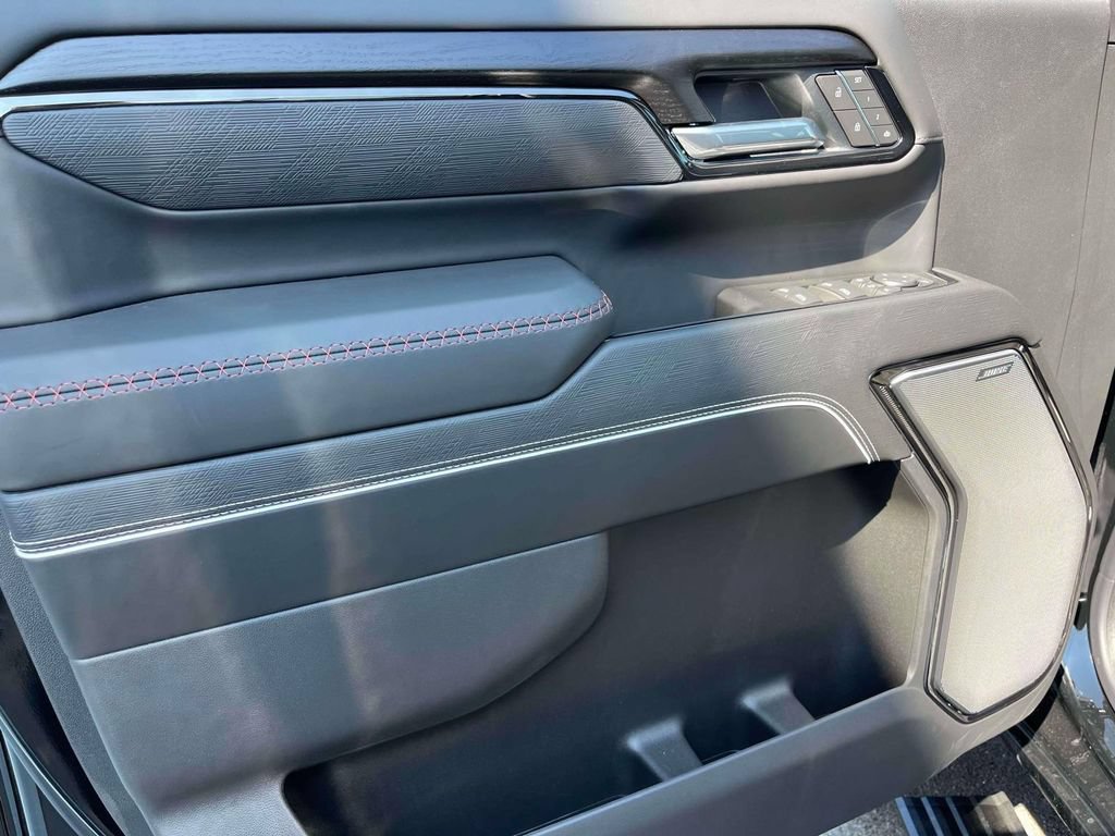 New 2026 GMC Sierra 2500 AT4X w/ AT4X AEV Edition AWD/4WD image 18
