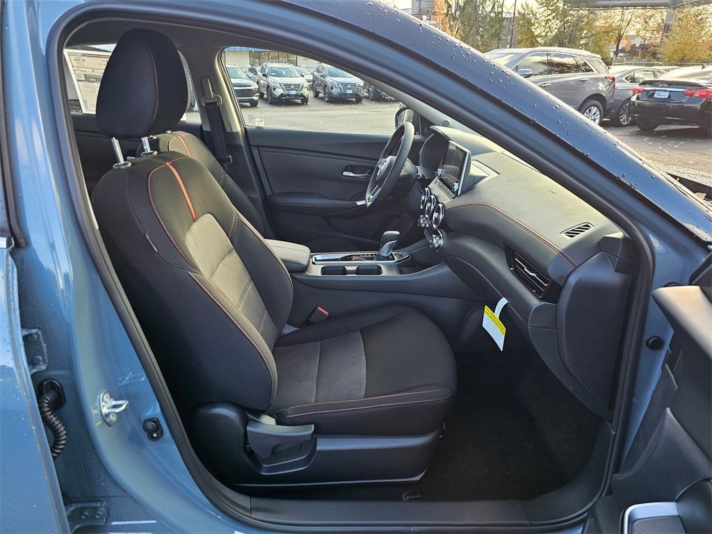 New 2025 Nissan Sentra SR image 26