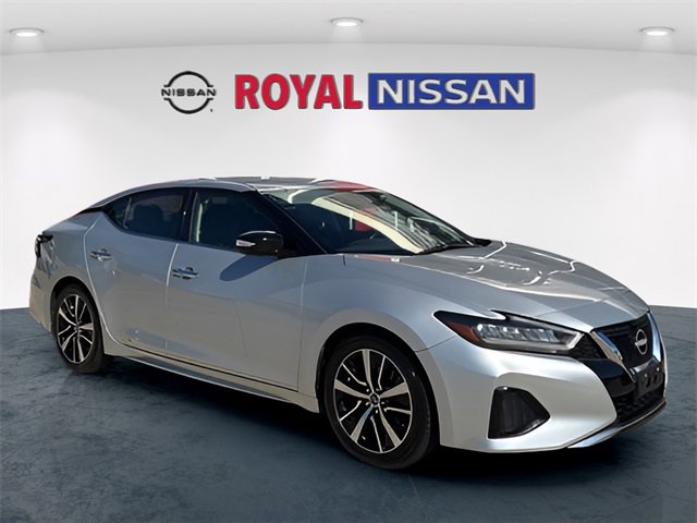 Used 2023 Nissan Maxima SV w/ Floor Mat Group