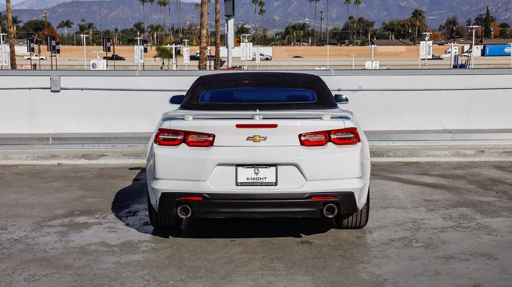 Used 2023 Chevrolet Camaro LT image 8