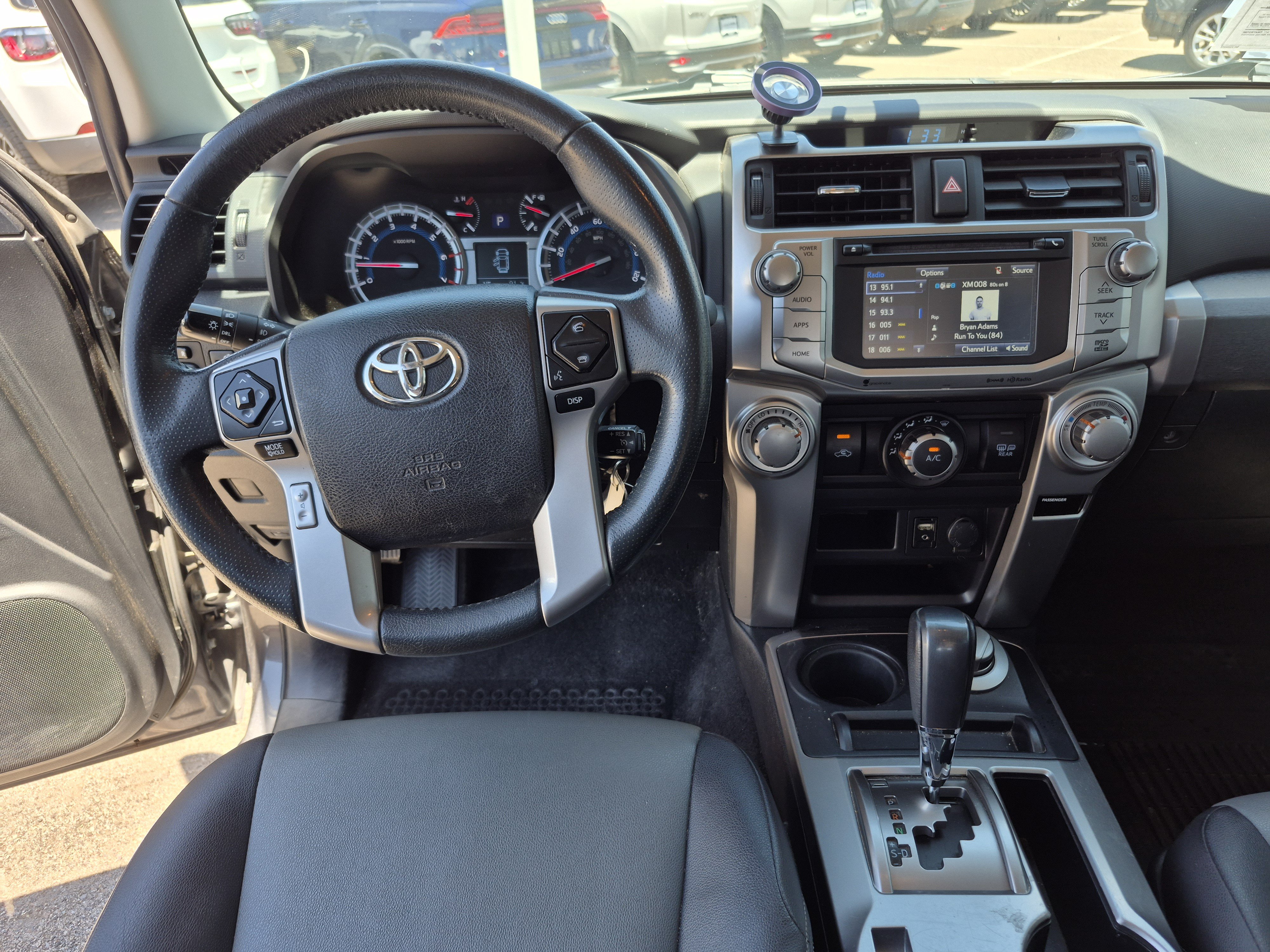Used 2018 Toyota 4Runner SR5 Premium AWD/4WD image 23