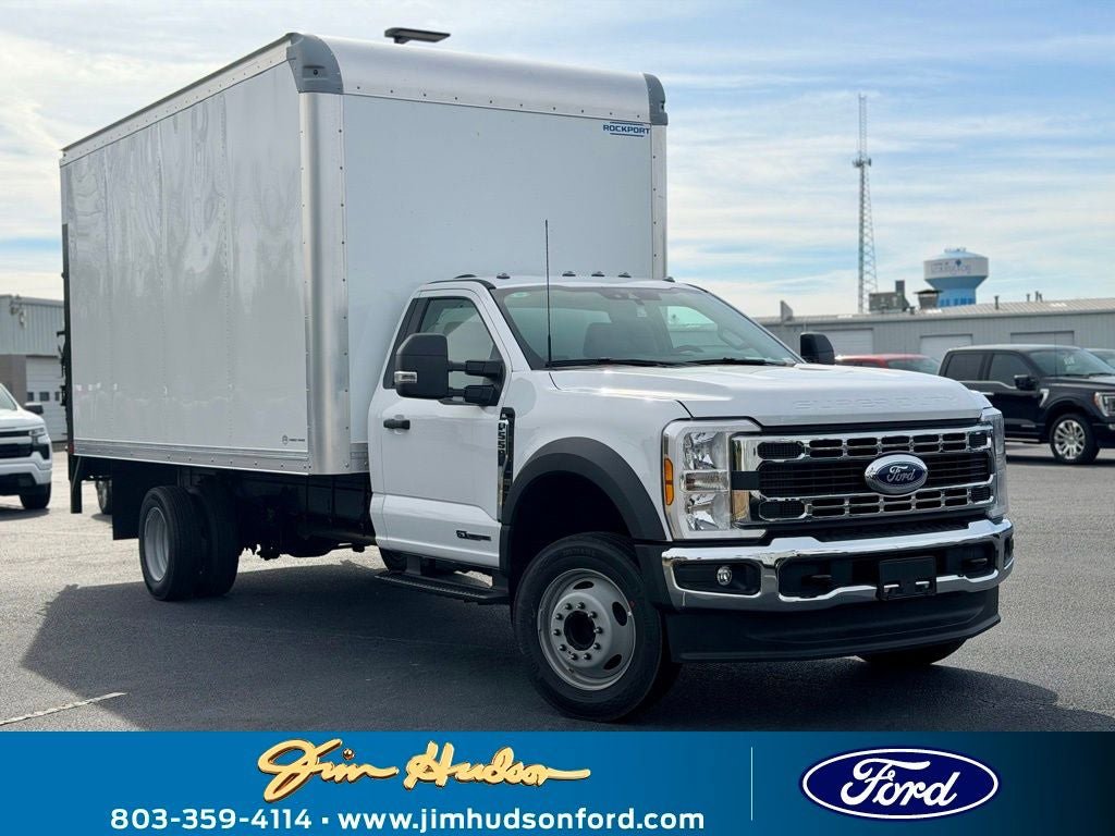 New 2026 Ford F550 2WD Regular Cab Super Duty image 1