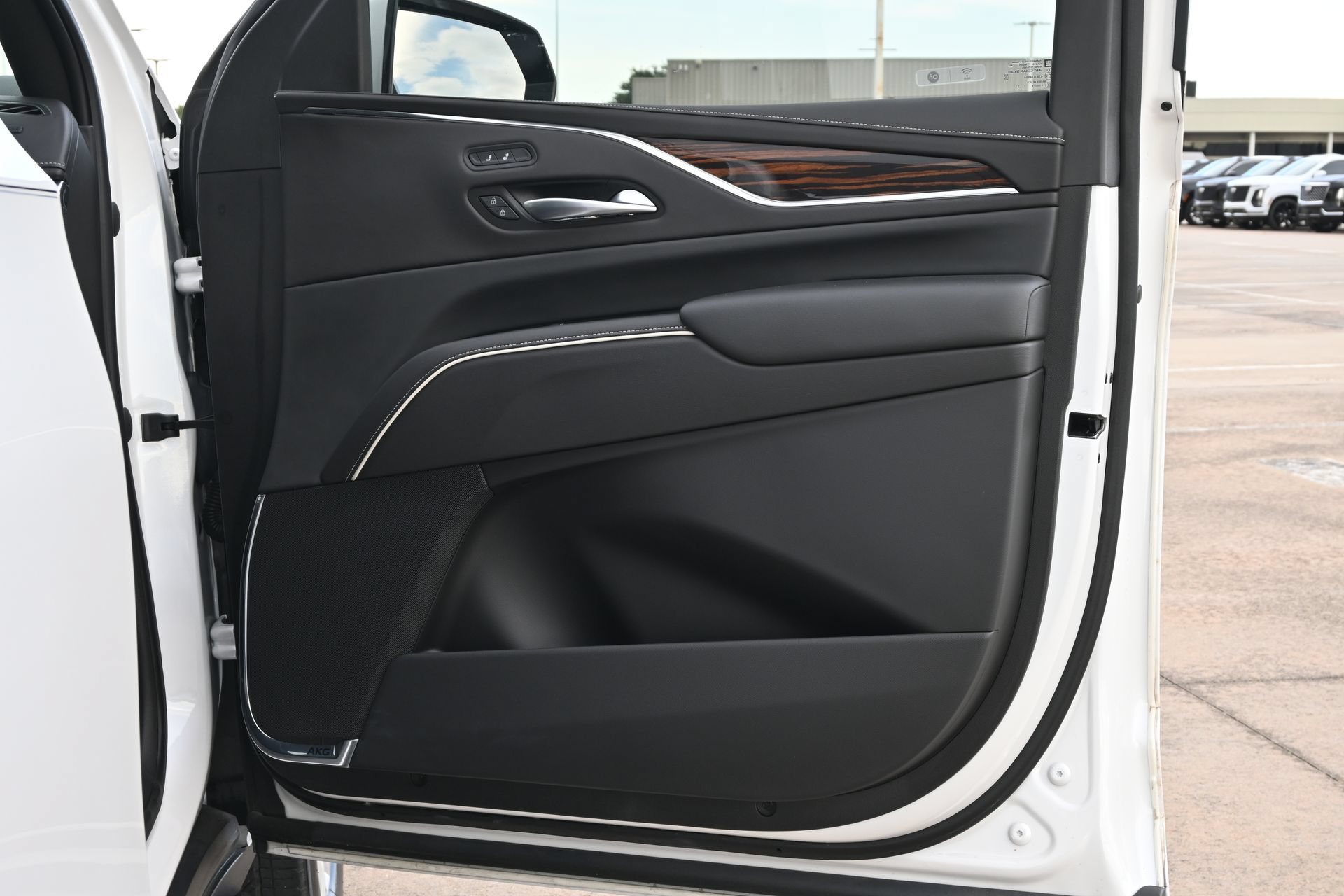 Used 2023 Cadillac Escalade Luxury w/ LPO, Floor Liner Package RWD image 25