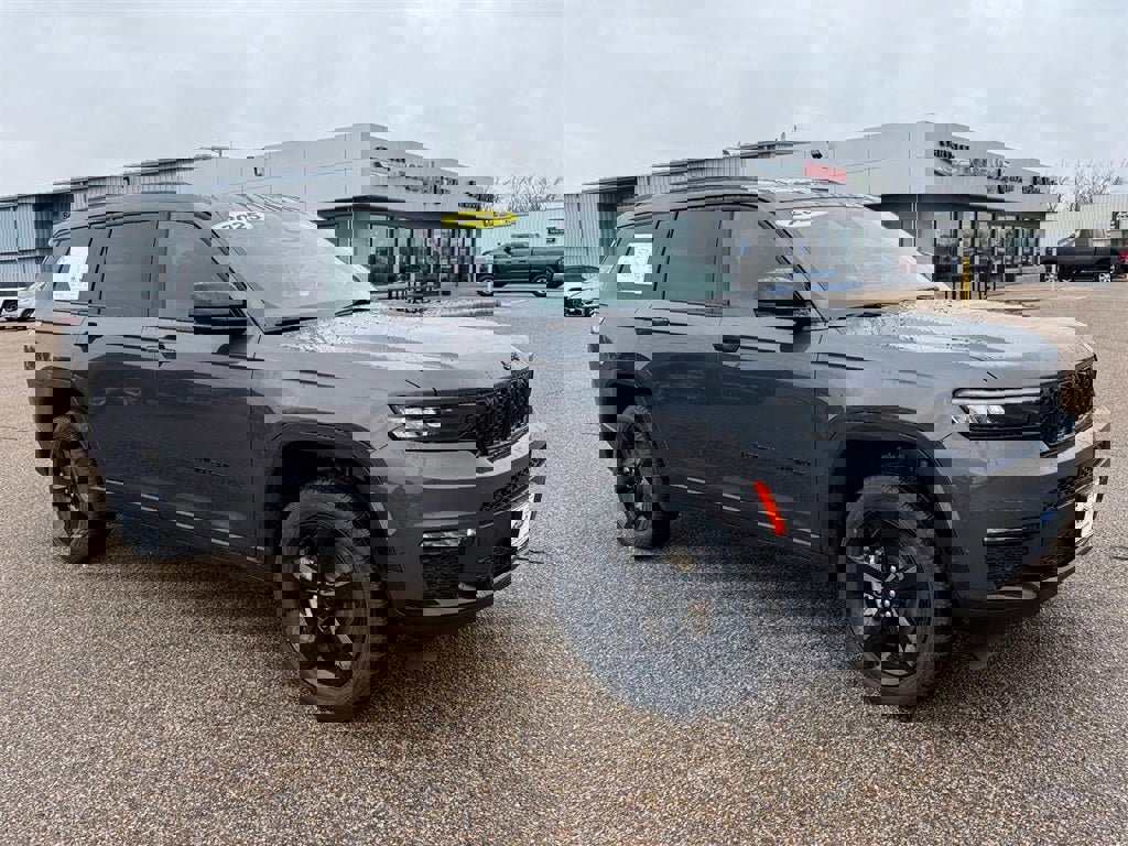 New 2025 Jeep Grand Cherokee L Limited w/ Luxury Tech Group II